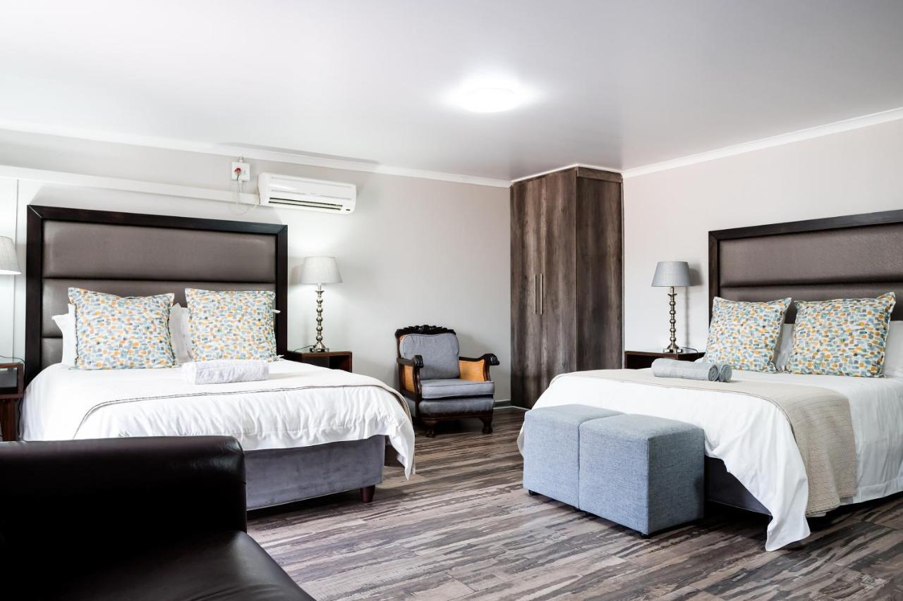 Villa Gracia Guesthouse Klerksdorp Ngoại thất bức ảnh