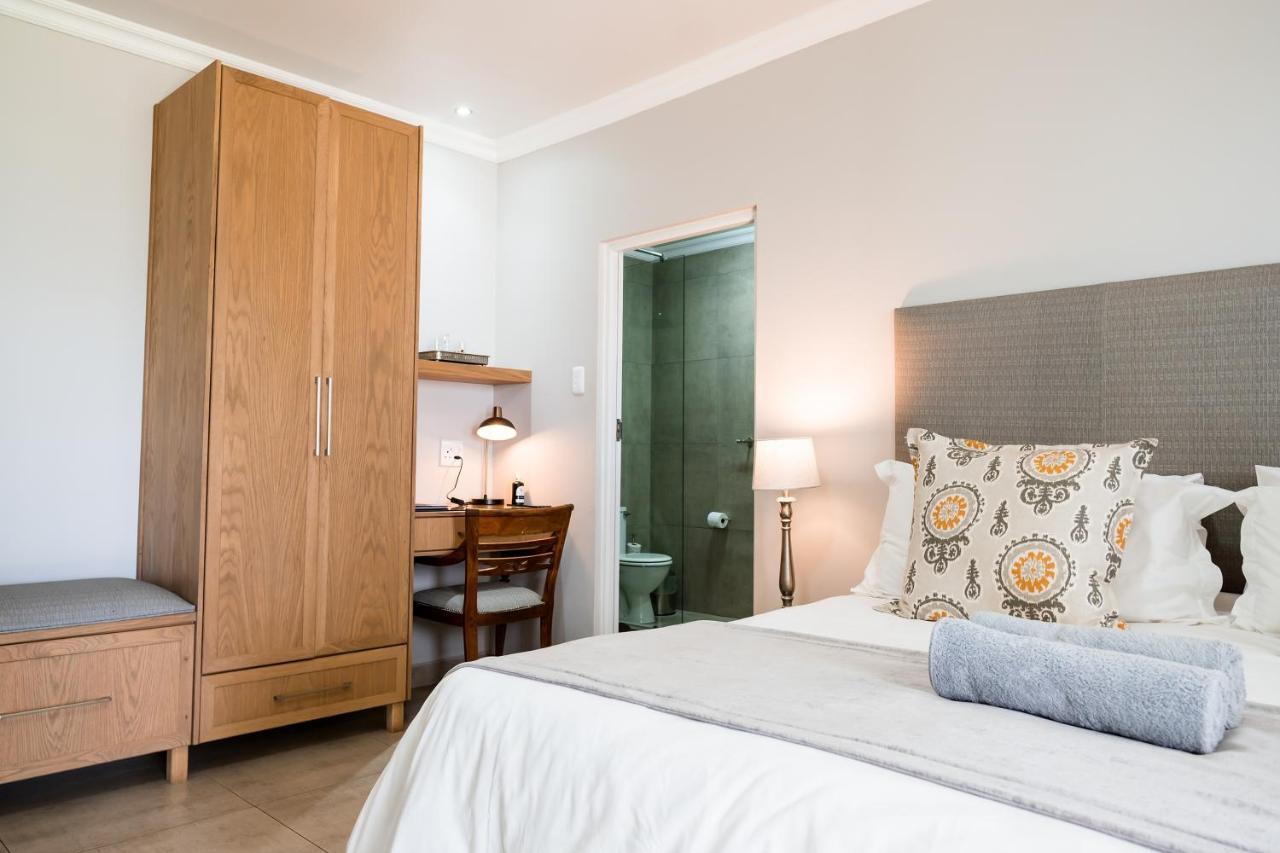 Villa Gracia Guesthouse Klerksdorp Ngoại thất bức ảnh